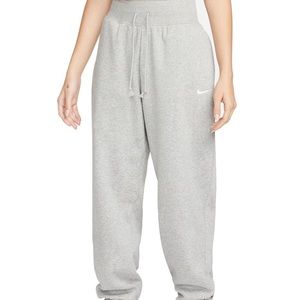 Nike high waisted oversized sweats grey
